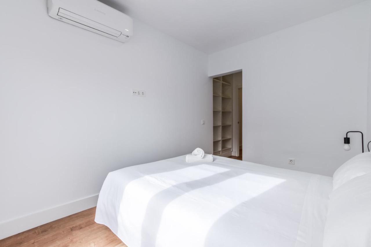 Apartamentos Reformados En Vallecas Madrid Exterior photo